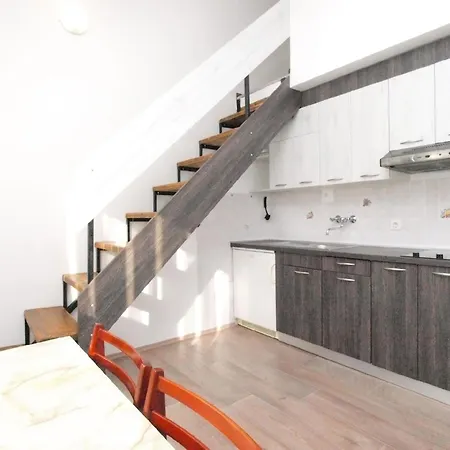 Apartment Für 4 Personen Ca 35 Qm In červar-porat, Istrien Istrische Riviera *
